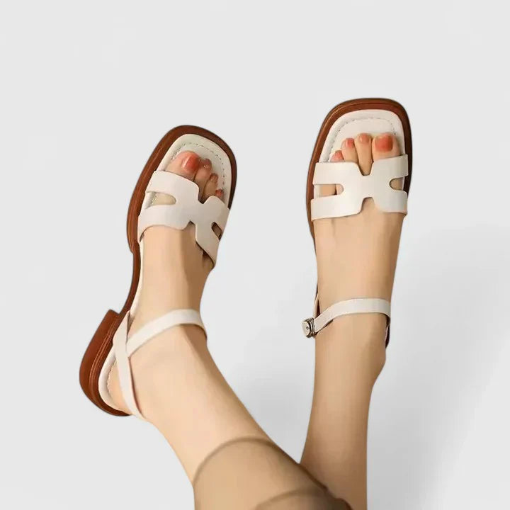 White / 9